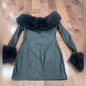 Elegant Black Faux Fur Trim Dress